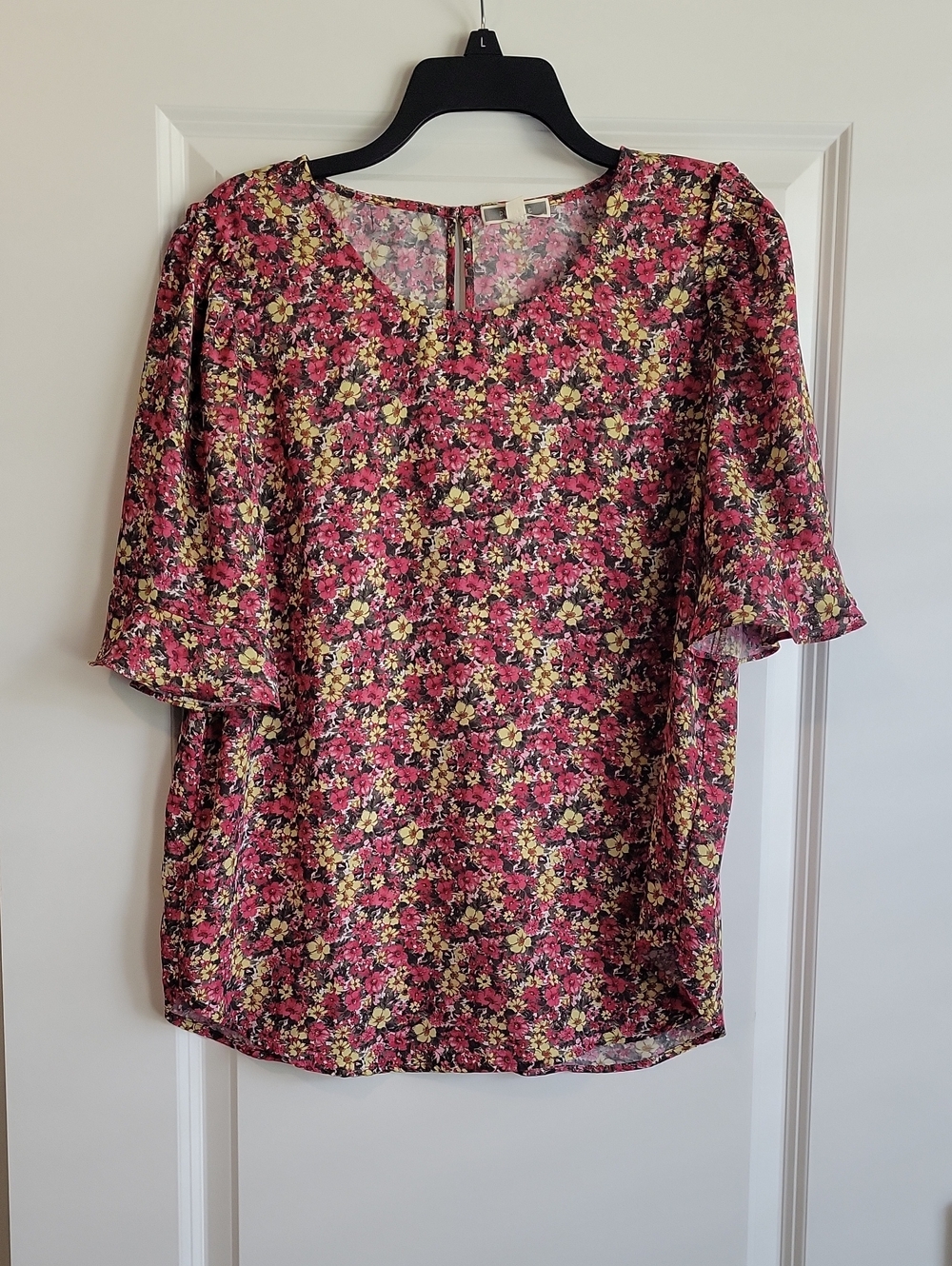 Pleione Pink Floral Ruffle-Sleeve Blouse